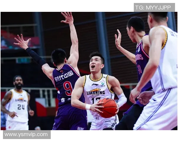 CBA第37轮常规赛佛山队对阵广东队精彩对决全场回顾与分析