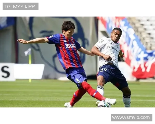 O月20日大阪飞脚迎战横滨水手争夺联赛关键三分的精彩对决